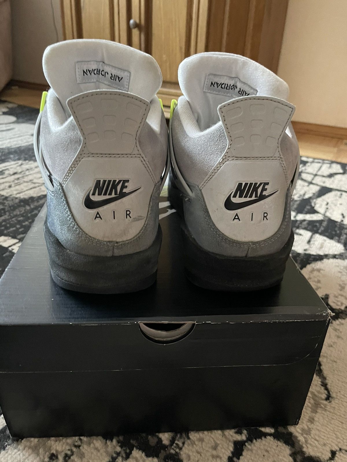 Jordan Brand Air Jordan 4 Retro LE Neon 95 Size US 11 / EU 44 - 5 Thumbnail