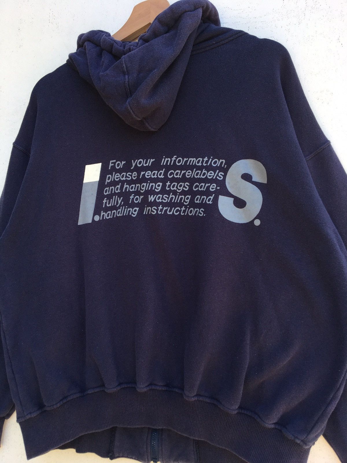 Japanese Brand Rare Vintage Issey Miyake Hoodie Care Label Size US L / EU 52-54 / 3 - 7 Thumbnail