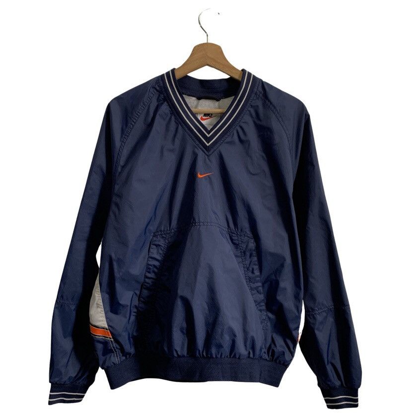 Nike Vintage Nike Centre Swoosh pullover windbreaker Size US L / EU 52-54 / 3 - 1 Thumbnail