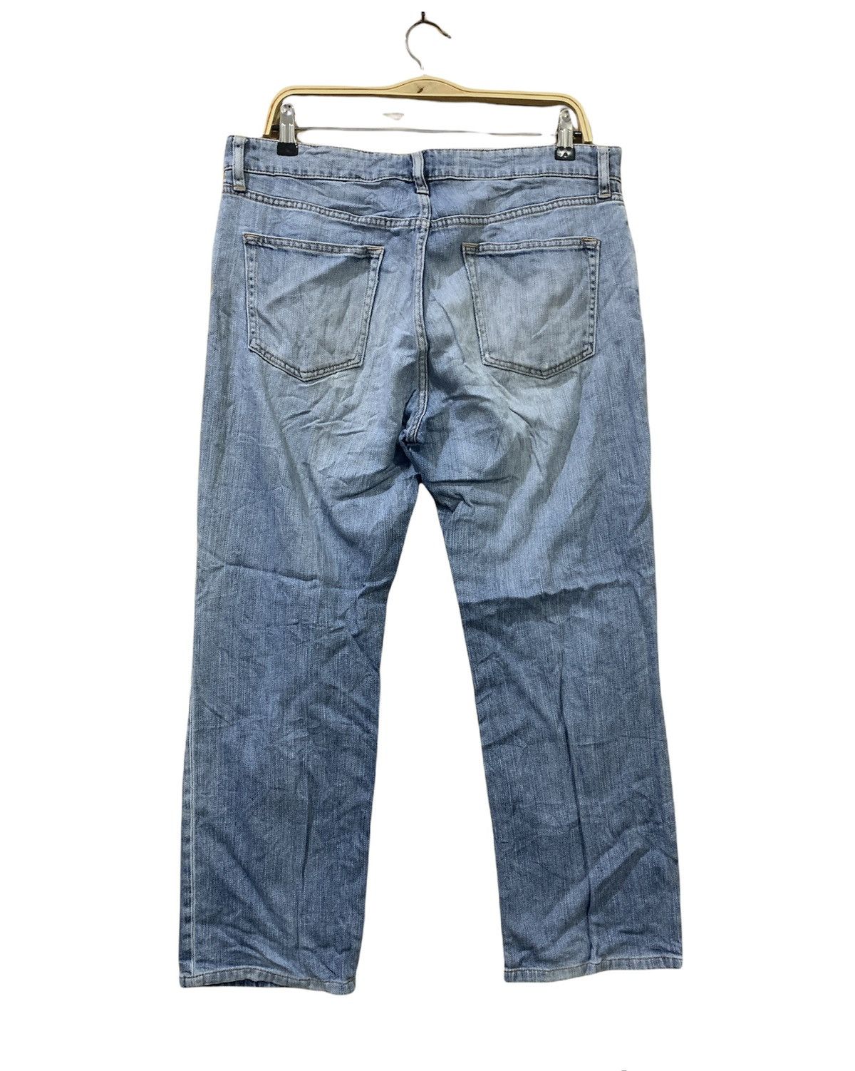 Japanese Brand × Uniqlo UNIQLO Vtg 90s Rugged Women Stonewash Distressed Denim Jeans Size US 34 / EU 50 - 2 Thumbnail