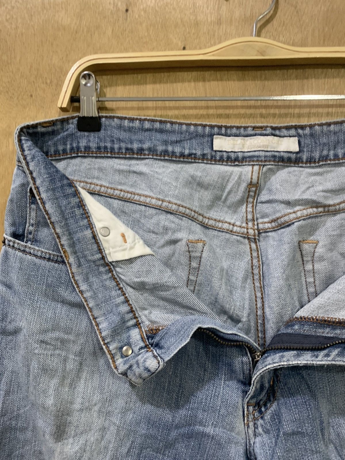 Japanese Brand × Uniqlo UNIQLO Vtg 90s Rugged Women Stonewash Distressed Denim Jeans Size US 34 / EU 50 - 17 Thumbnail