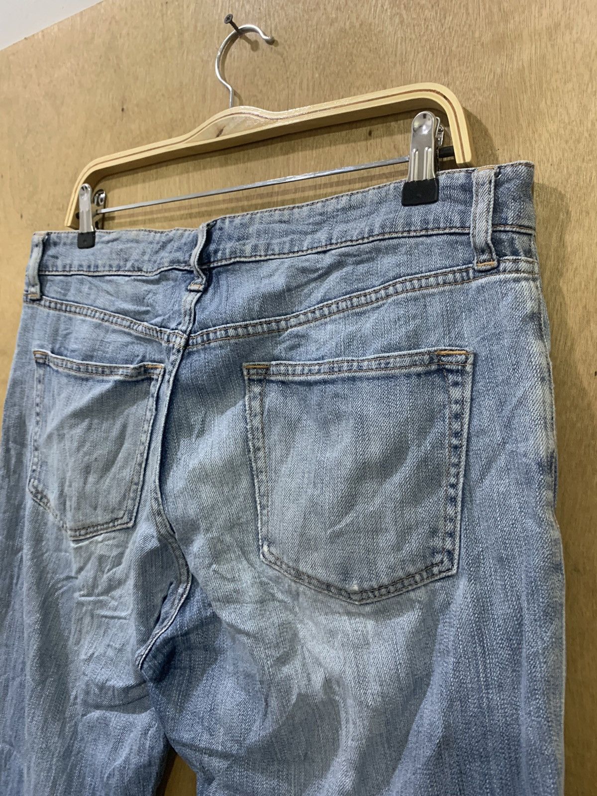 Japanese Brand × Uniqlo UNIQLO Vtg 90s Rugged Women Stonewash Distressed Denim Jeans Size US 34 / EU 50 - 15 Thumbnail