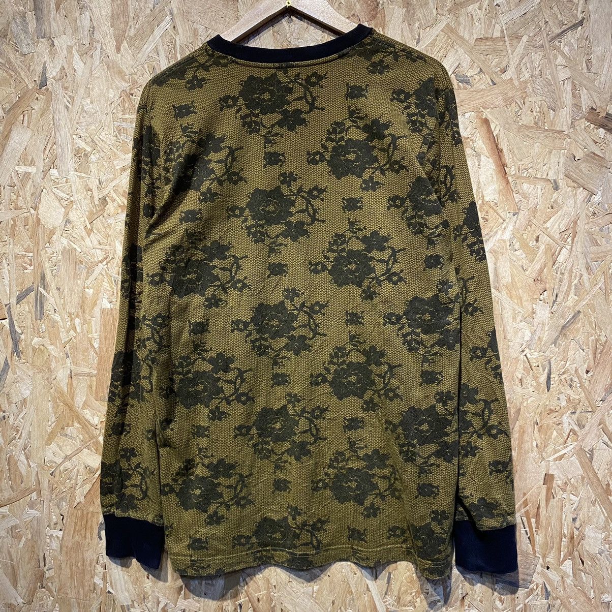 Supreme Supreme Lace Embroided Longsleeve Tee Size US L / EU 52-54 / 3 - 2 Thumbnail