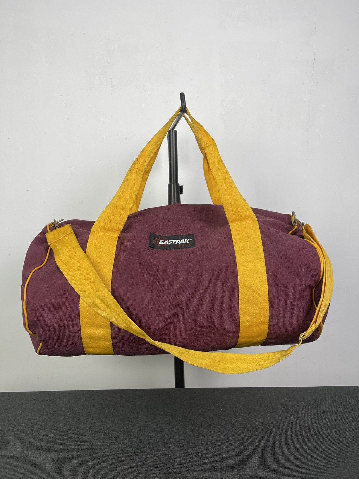 Vintage Eastpak USA duffle travel bag