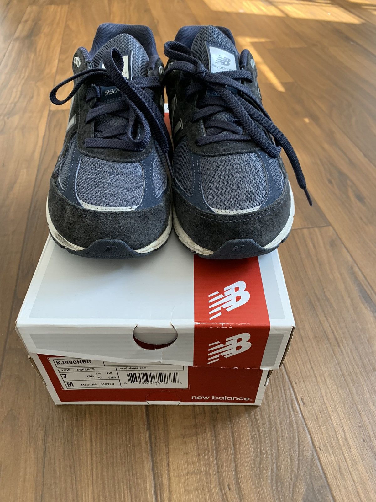 New Balance New Balance 990v4 Size 7 Size US 7 / EU 40 - 1 Thumbnail