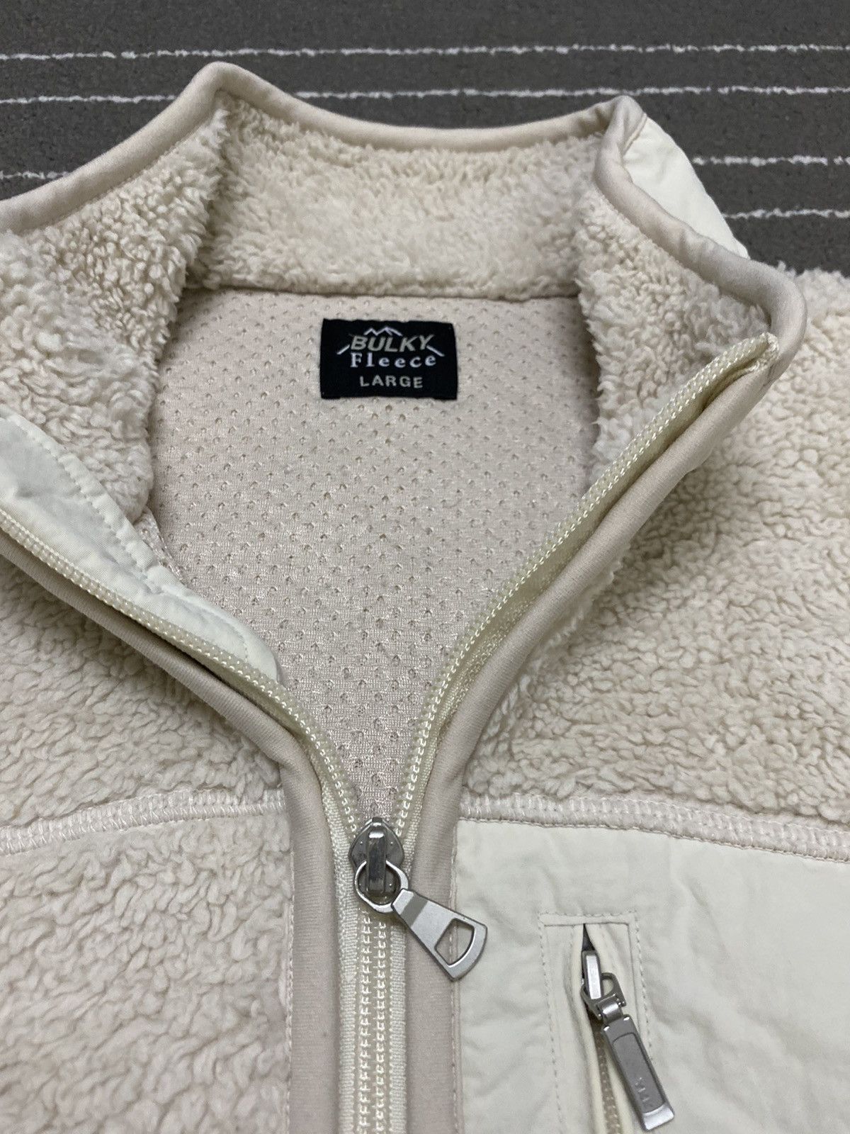 Japanese Brand Uniqlo Pile Retro Fleece Jacket Size US L / EU 52-54 / 3 - 3 Thumbnail