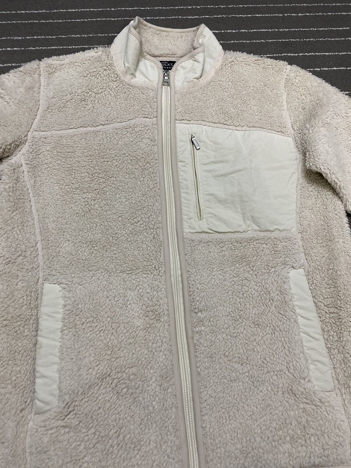 Japanese Brand Uniqlo Pile Retro Fleece Jacket Size US L / EU 52-54 / 3 - 2 Thumbnail