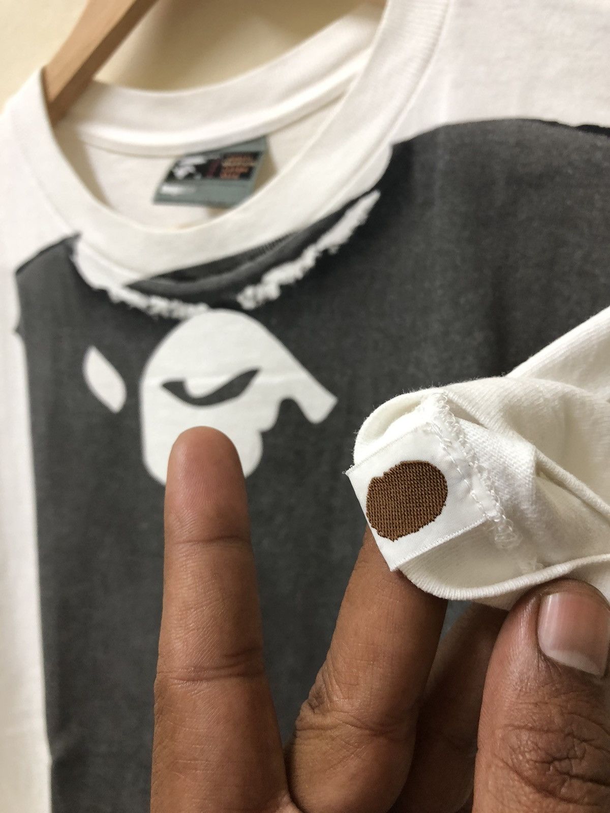 Bape BAPE EXCLUSIVE HANDPRINT BIG APE HEAD TEE Size US M / EU 48-50 / 2 - 7 Thumbnail