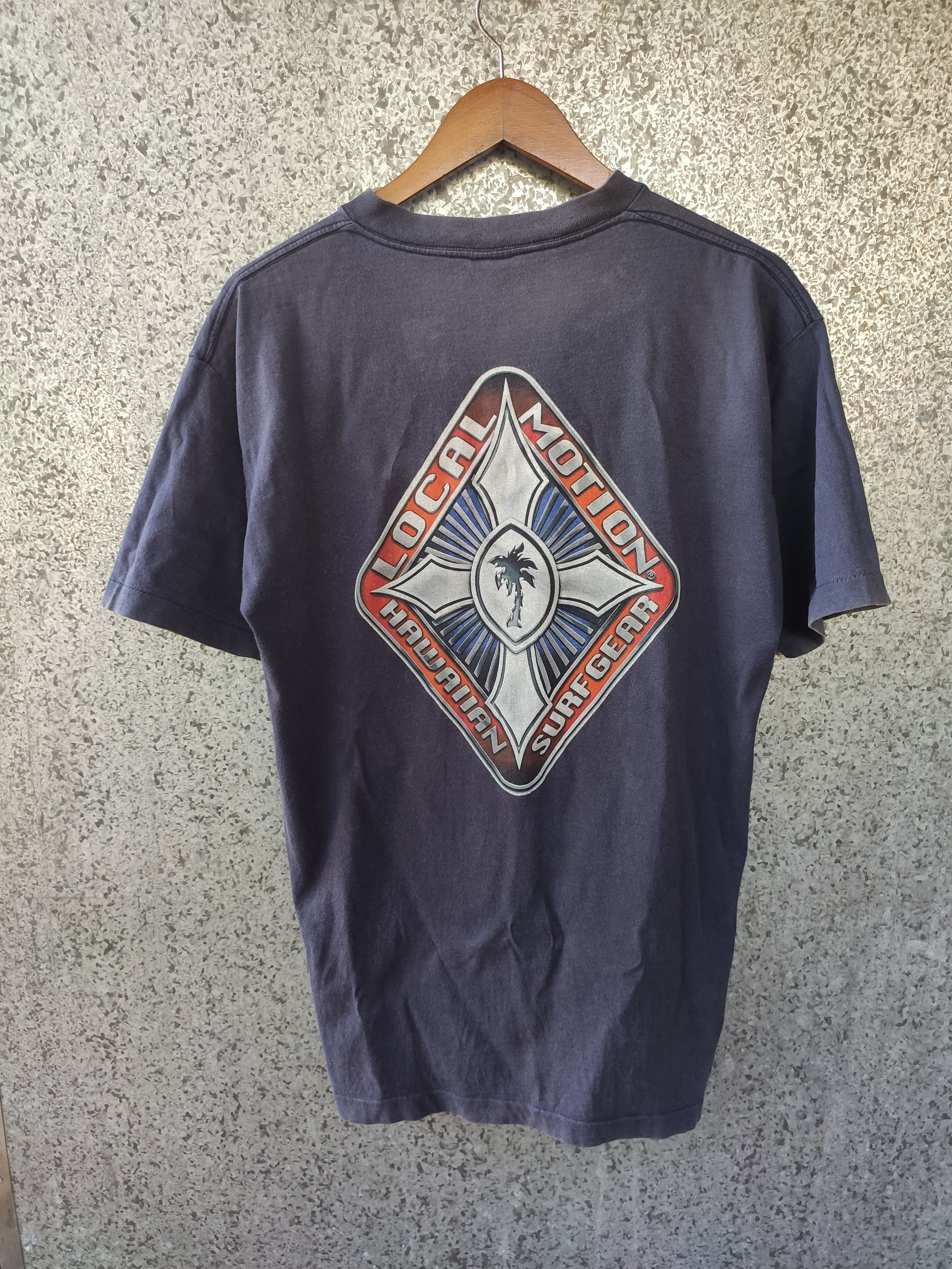 Sun Surf Vintage 90s Vtg Local Motion t shirt surfing brand back hit Size US M / EU 48-50 / 2 - 1 Thumbnail