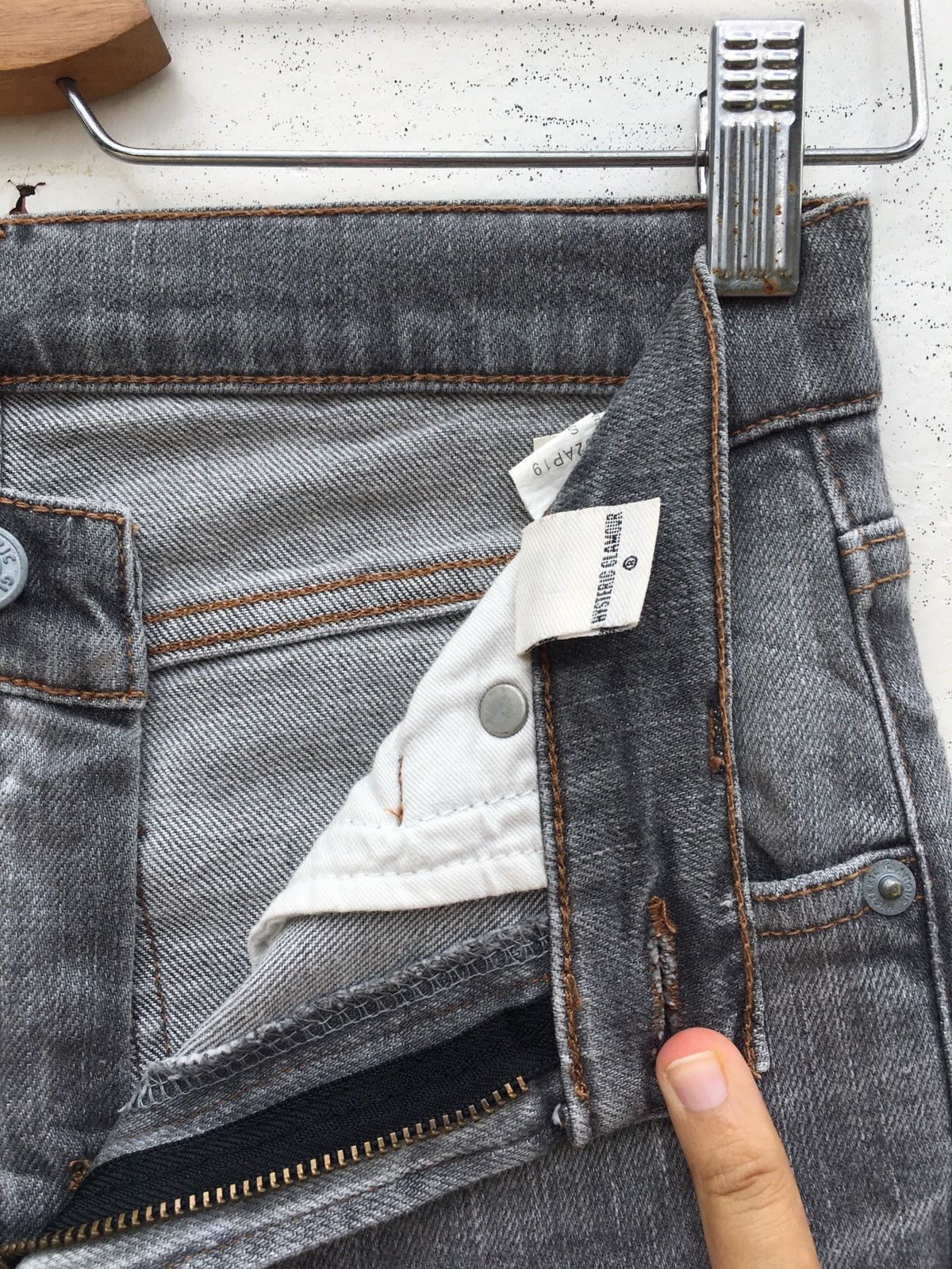 Hysteric Glamour Rare Vintage Hysteric Glamour Skinny Jeans Size US 27 - 20 Thumbnail