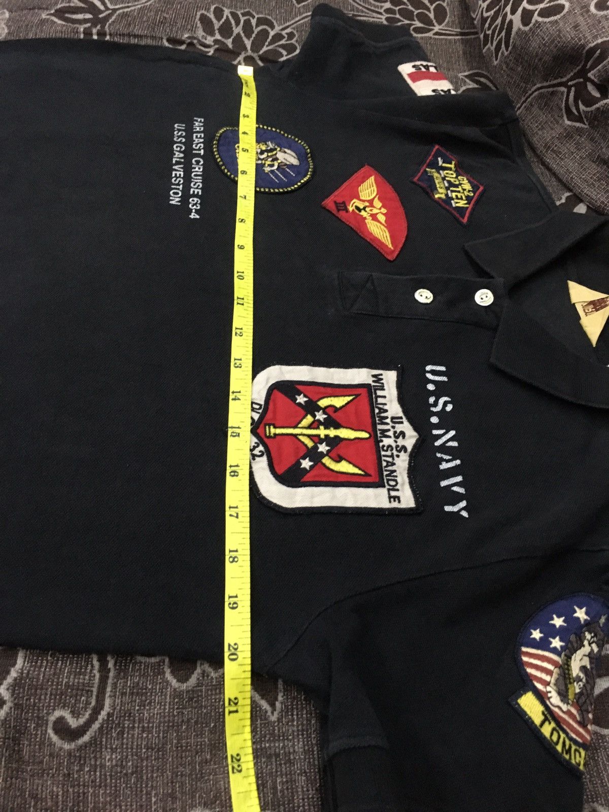 RARE AVIREX FULL PATCHES POLOS SHIRT LARGE SIZE