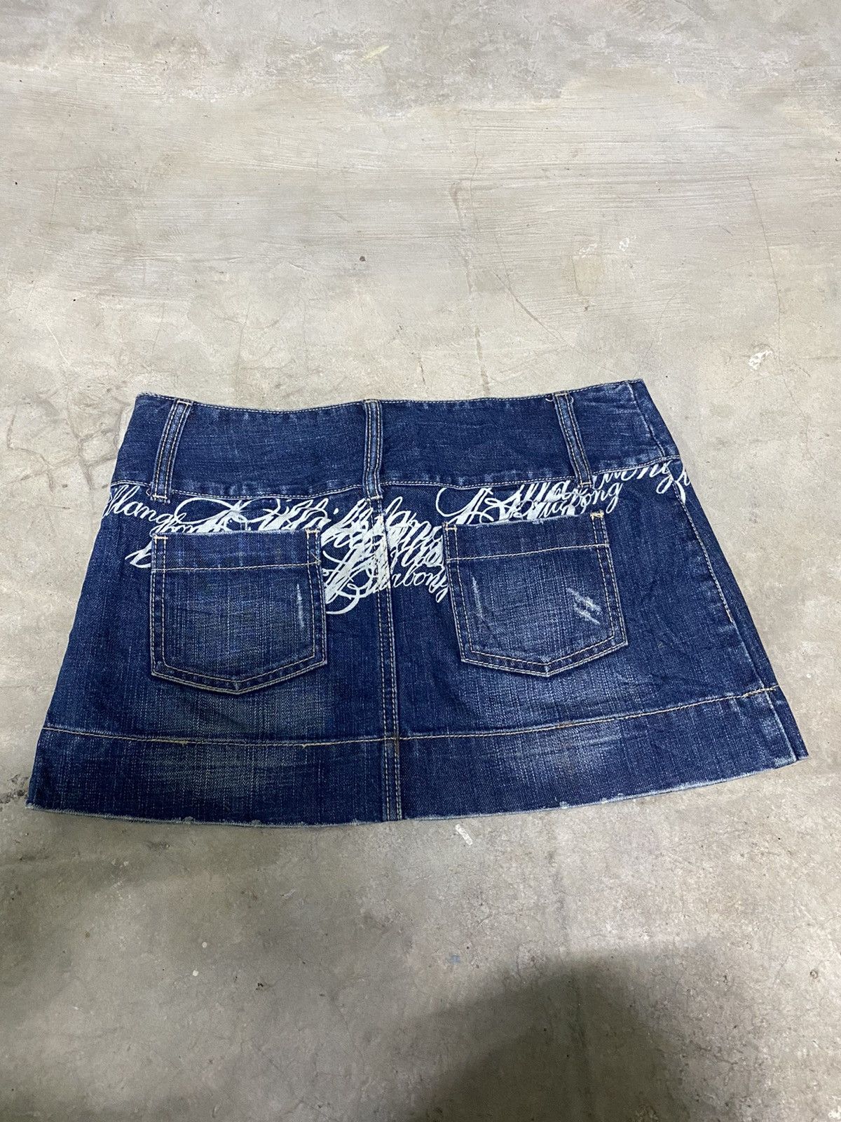 Billabong × Vintage Vintage billabong denim skirt Size US 30 / EU 46 - 5 Thumbnail