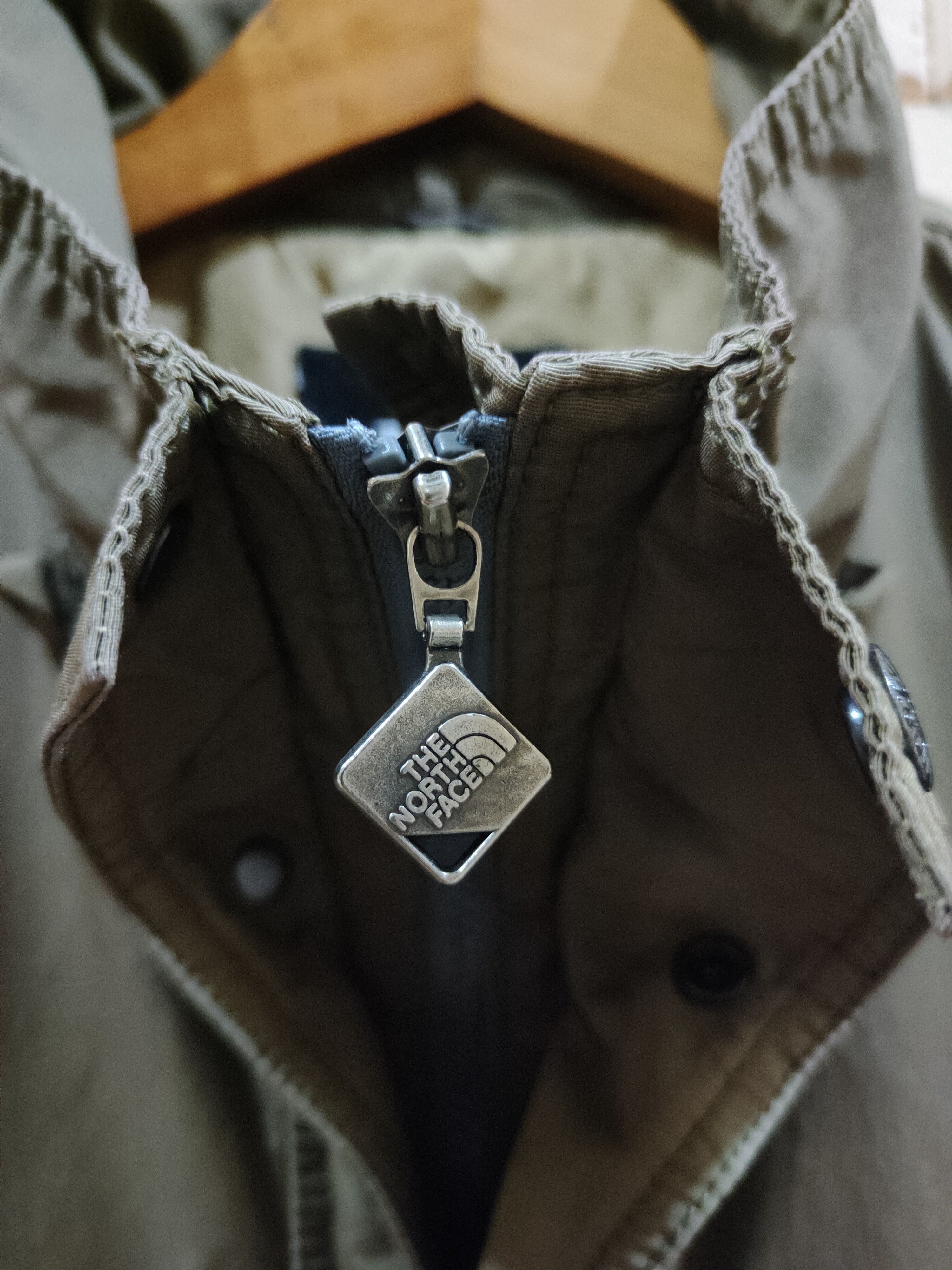 The North Face Multi Pocket Jacket Size US L / EU 52-54 / 3 - 9 Thumbnail