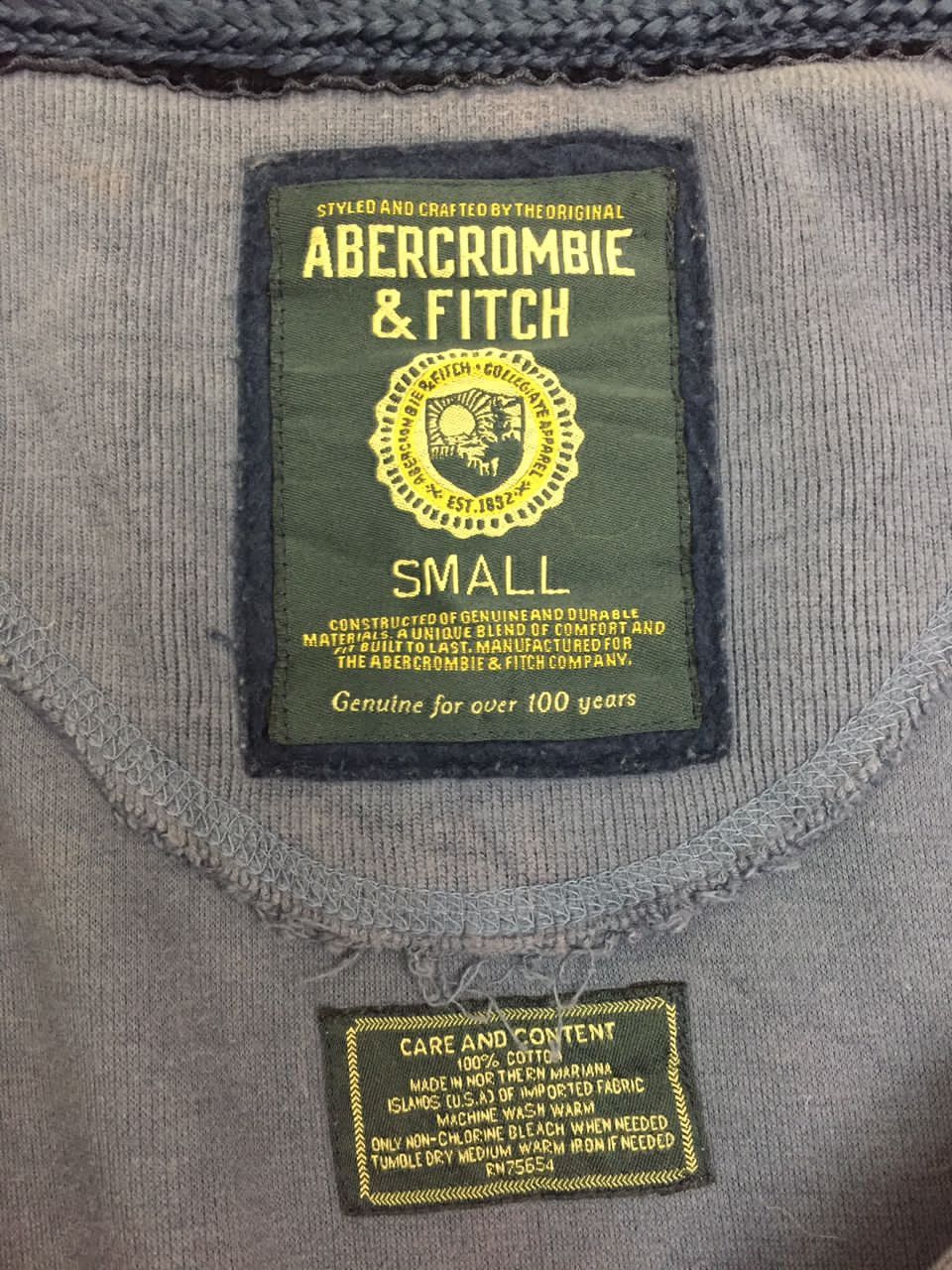 Abercrombie & Fitch Vintage Abercrombie & Fitch Sweater Zipped Up with Hood Size US S / EU 44-46 / 1 - 6 Thumbnail