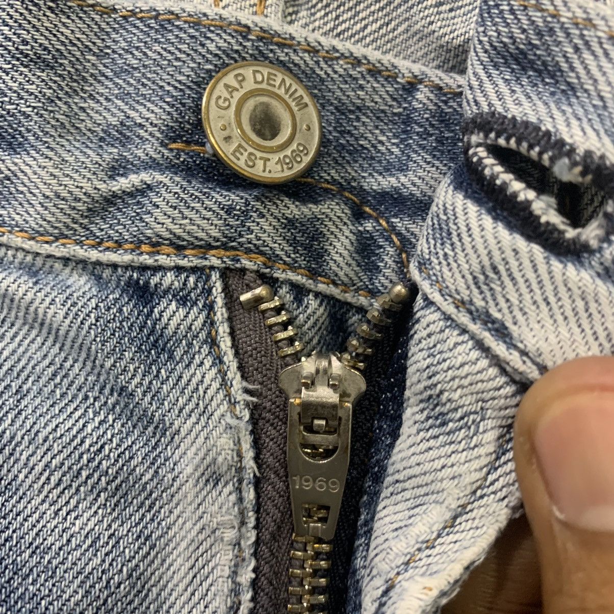 Gap × Japanese Brand GAP Vtg 1969 Stonewash Straight Cut Distressed Denim Jeans Size US 33 - 9 Thumbnail