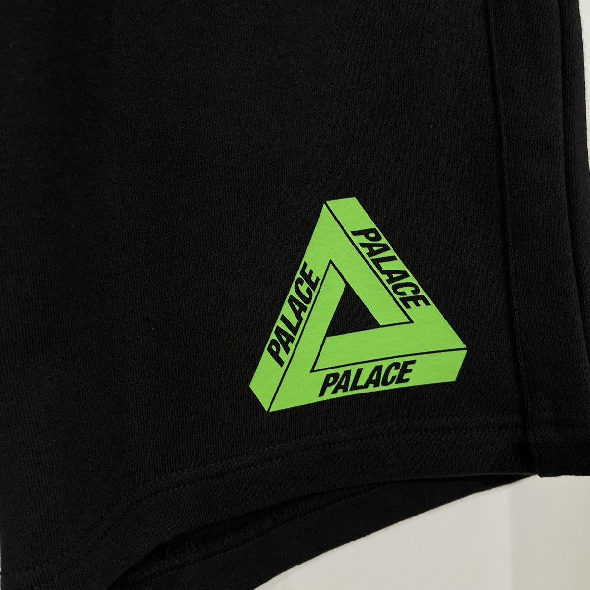 Palace Palace Verto Shorts Black Size US 30 / EU 46 - 2 Thumbnail