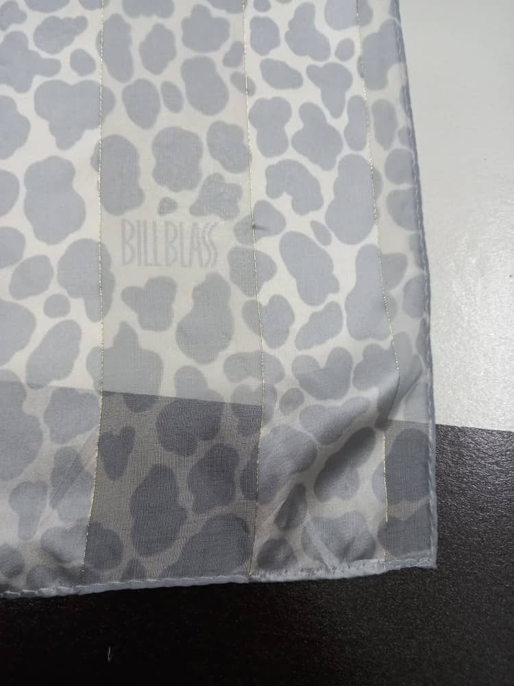 Bill Blass Bill Blass Scarf / Shawl Size ONE SIZE - 7 Thumbnail