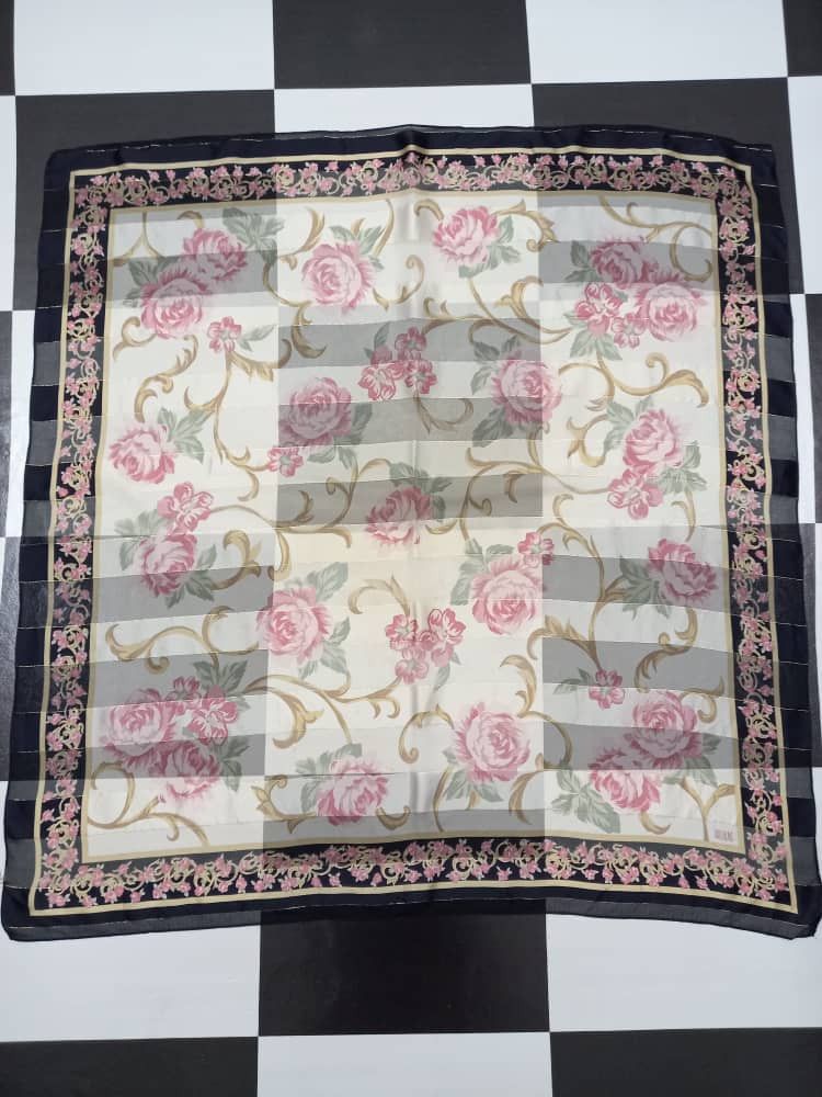 Bill Blass Bill Blass Scarf Size ONE SIZE - 7 Thumbnail