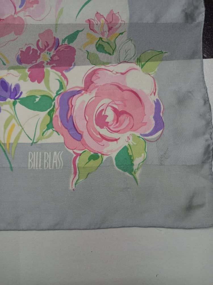 Bill Blass Bill Blass Scarf Size ONE SIZE - 2 Thumbnail
