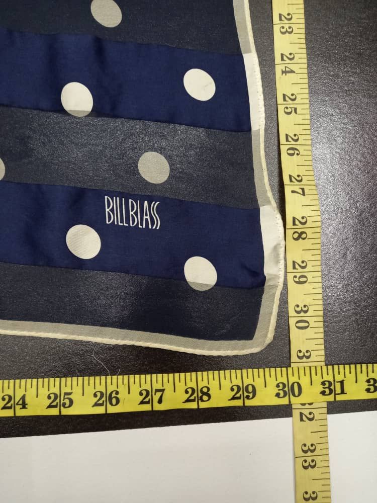 Bill Blass Bill Blass Scarf Size ONE SIZE - 8 Thumbnail