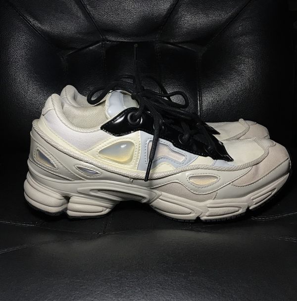 Raf simons ozweego store 3 cream