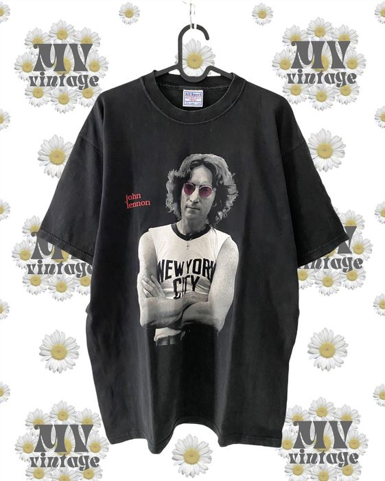 Vintage John lennon 96' Vintage T shirt The Beatles Band Tour Rock