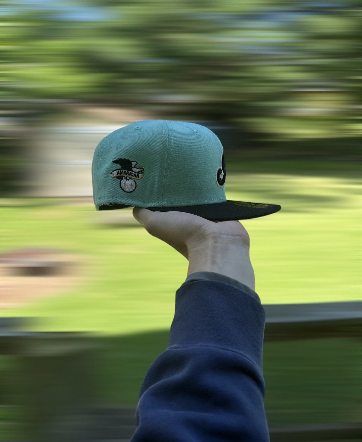 New Era Hat Club Mint Condition Cleveland Indians 7 1/4 Size ONE SIZE - 3 Thumbnail