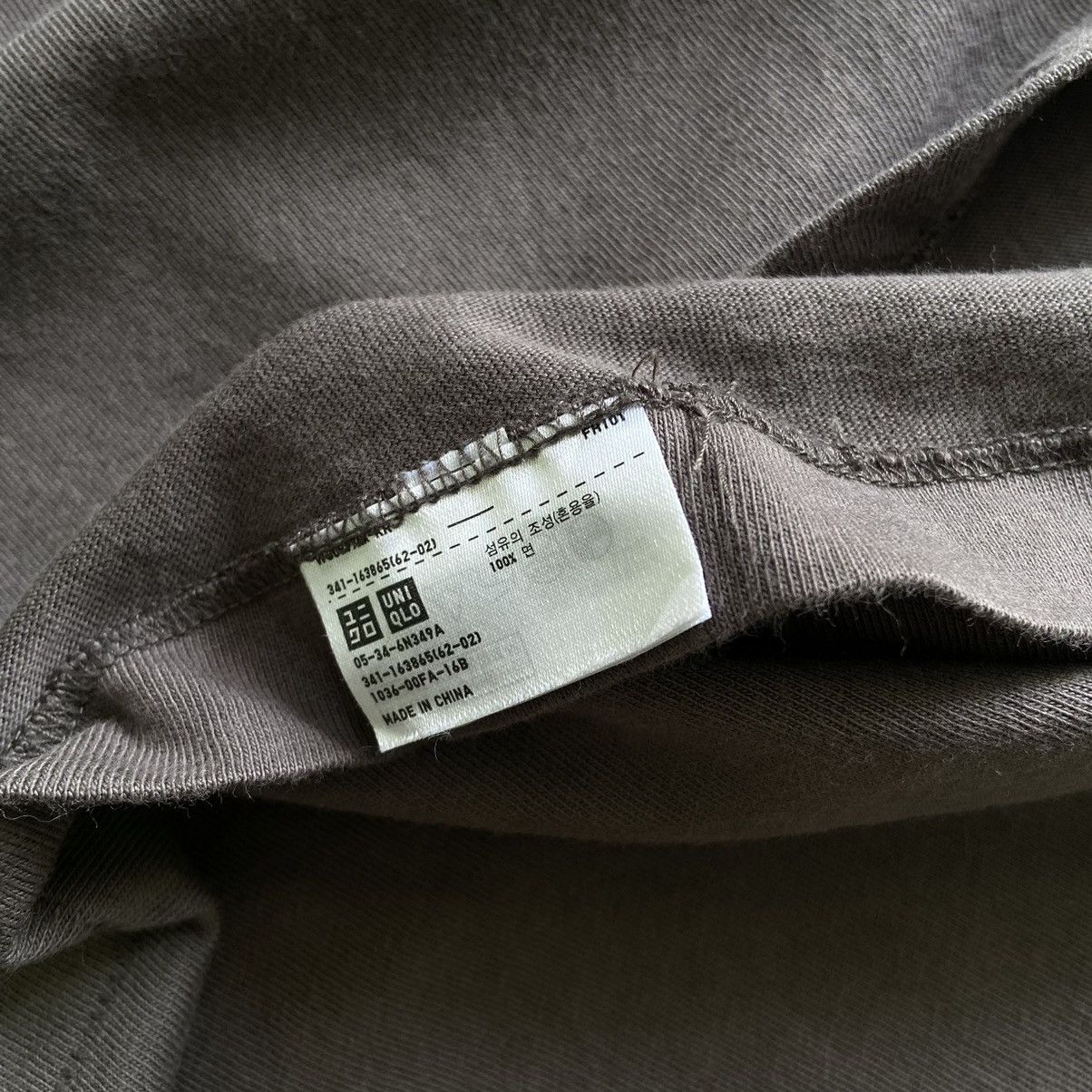 Kaws × Uniqlo 💰SENDOFFER💰 Kaws X Uniqlo 2016 Passing Through Tee Size US M / EU 48-50 / 2 - 4 Thumbnail