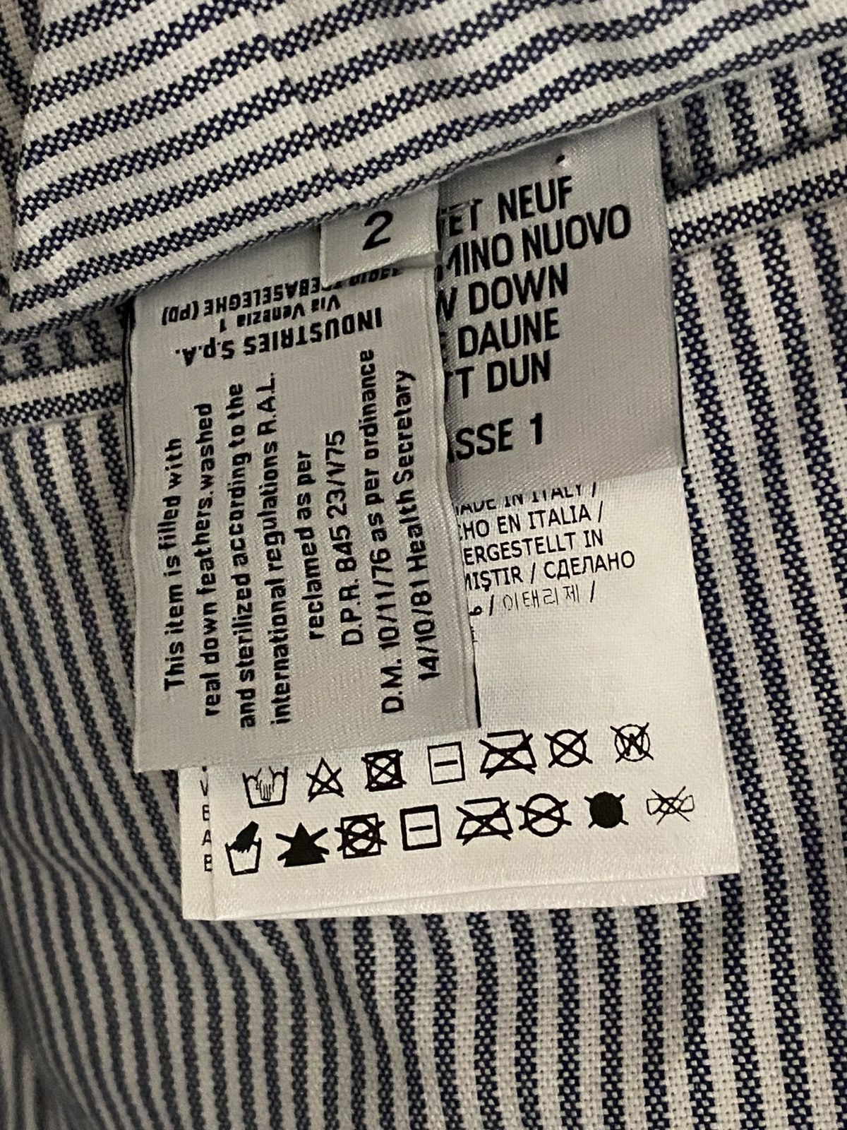 Moncler Gamme Bleu × Thom Browne RARE $3,500 NWT Moncler Gamme Bleu down blazer Thom Browne Size 38R - 9 Thumbnail