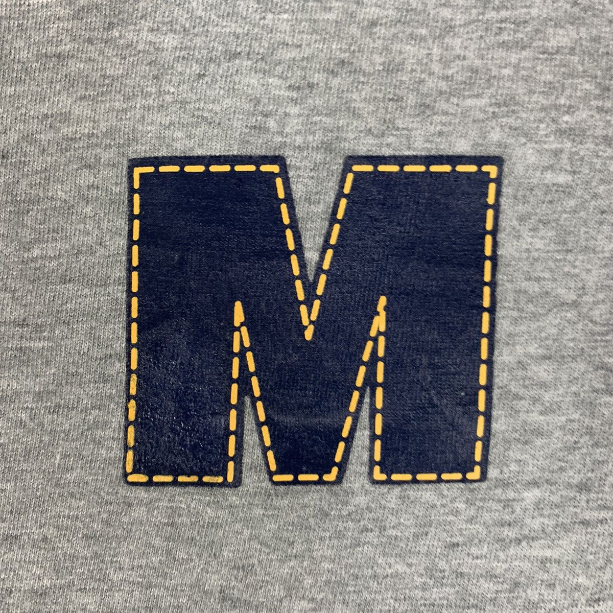 Mickey Mouse × The Letters Vintage 90s MICKEYMOUSE Letterman Raglan Summer Surf Tshirt Size US L / EU 52-54 / 3 - 7 Thumbnail
