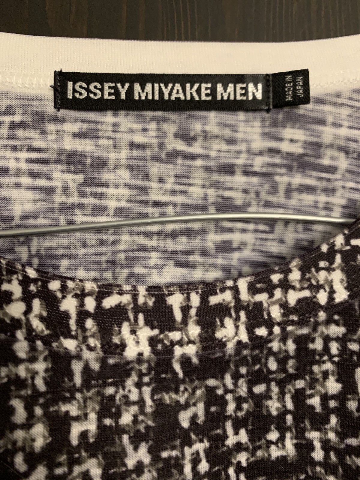 Issey Miyake Printed t-shirt with abstract check Size US L / EU 52-54 / 3 - 4 Thumbnail