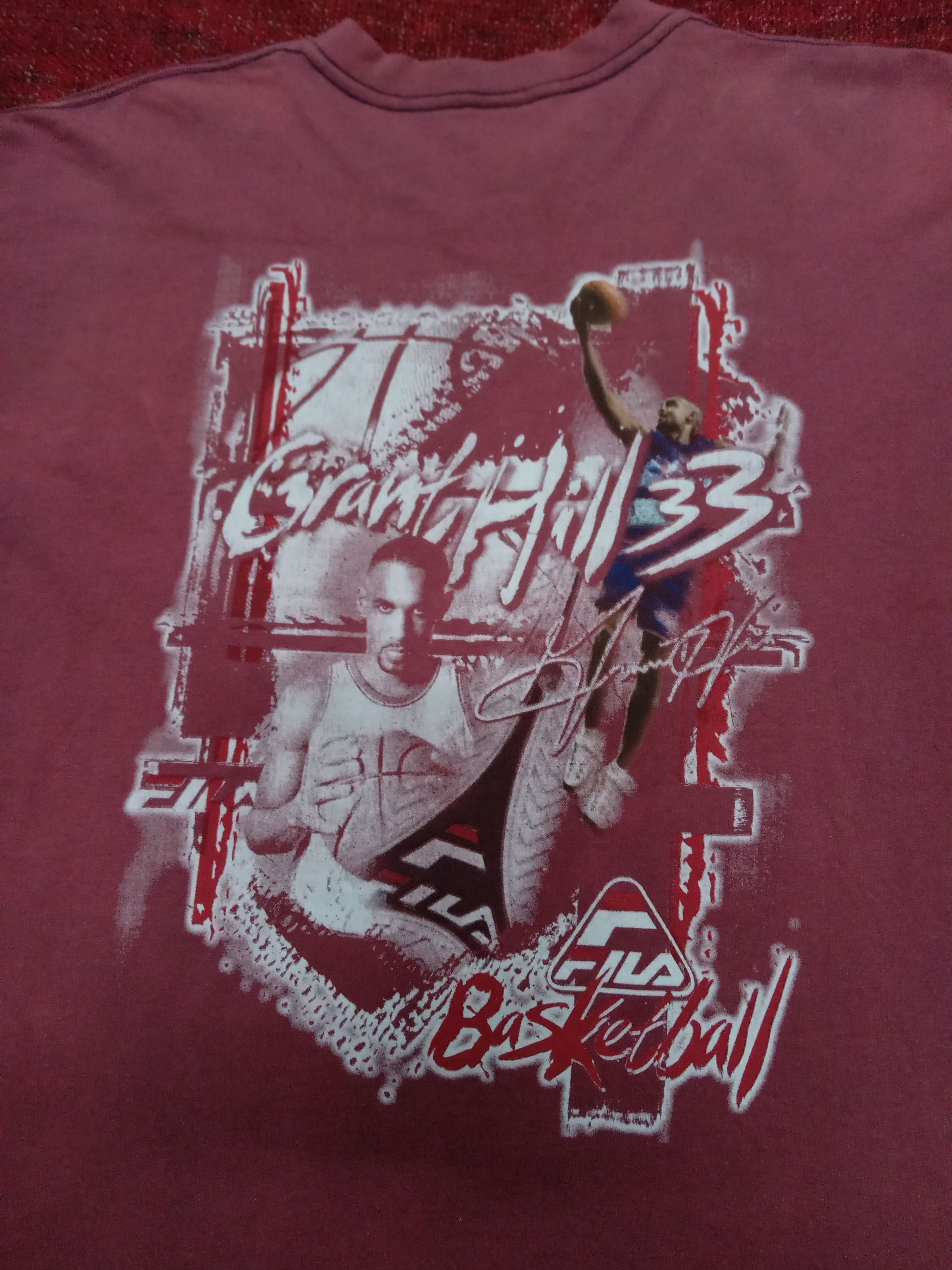 NBA Vintage 90s Grant Hill Fila Basketball Tee Bleach Size US L / EU 52-54 / 3 - 1 Thumbnail