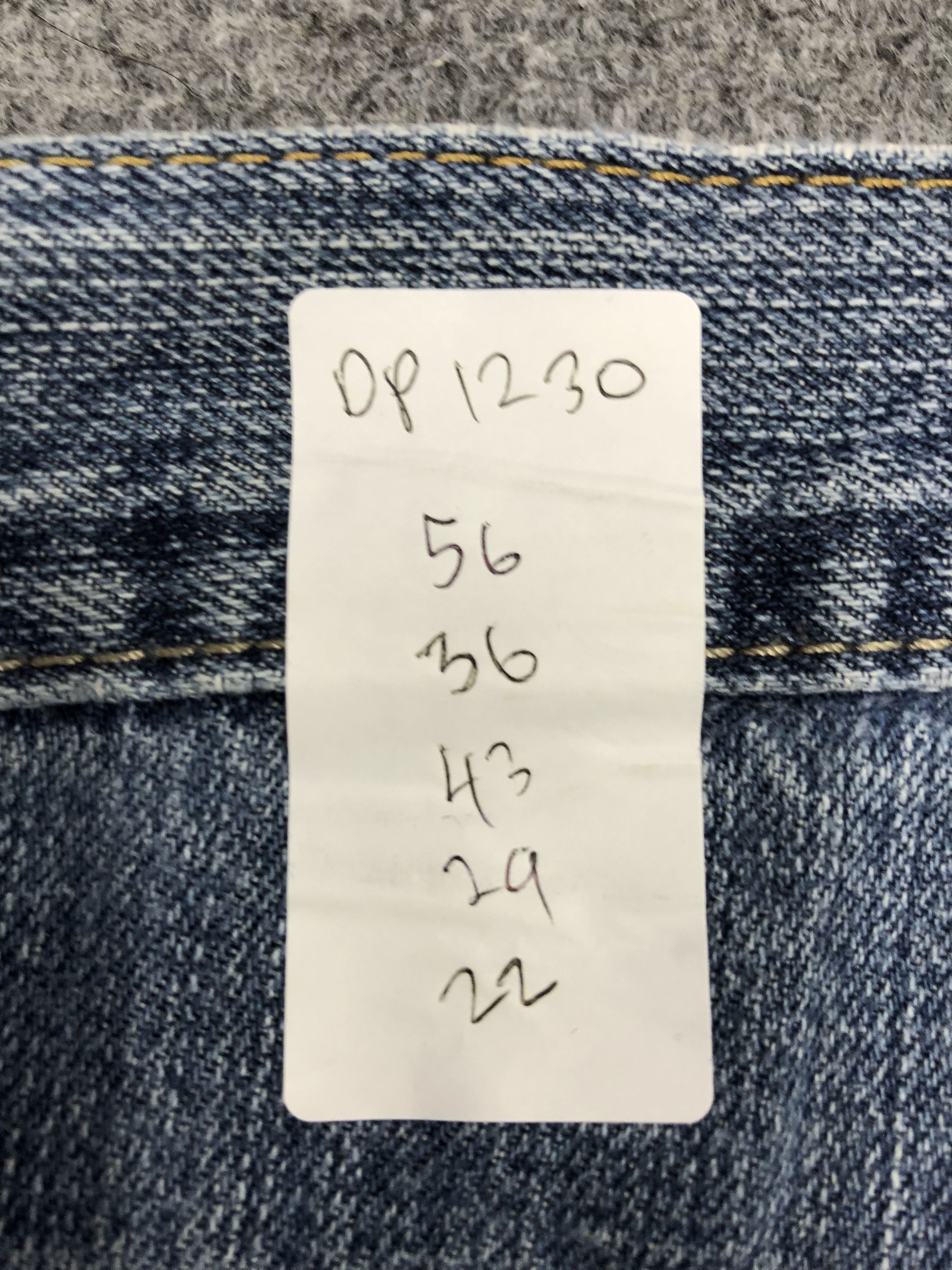 Levi's Vintage Levis 559 Denim DP1230 Size US 44 / EU 60 - 10 Thumbnail