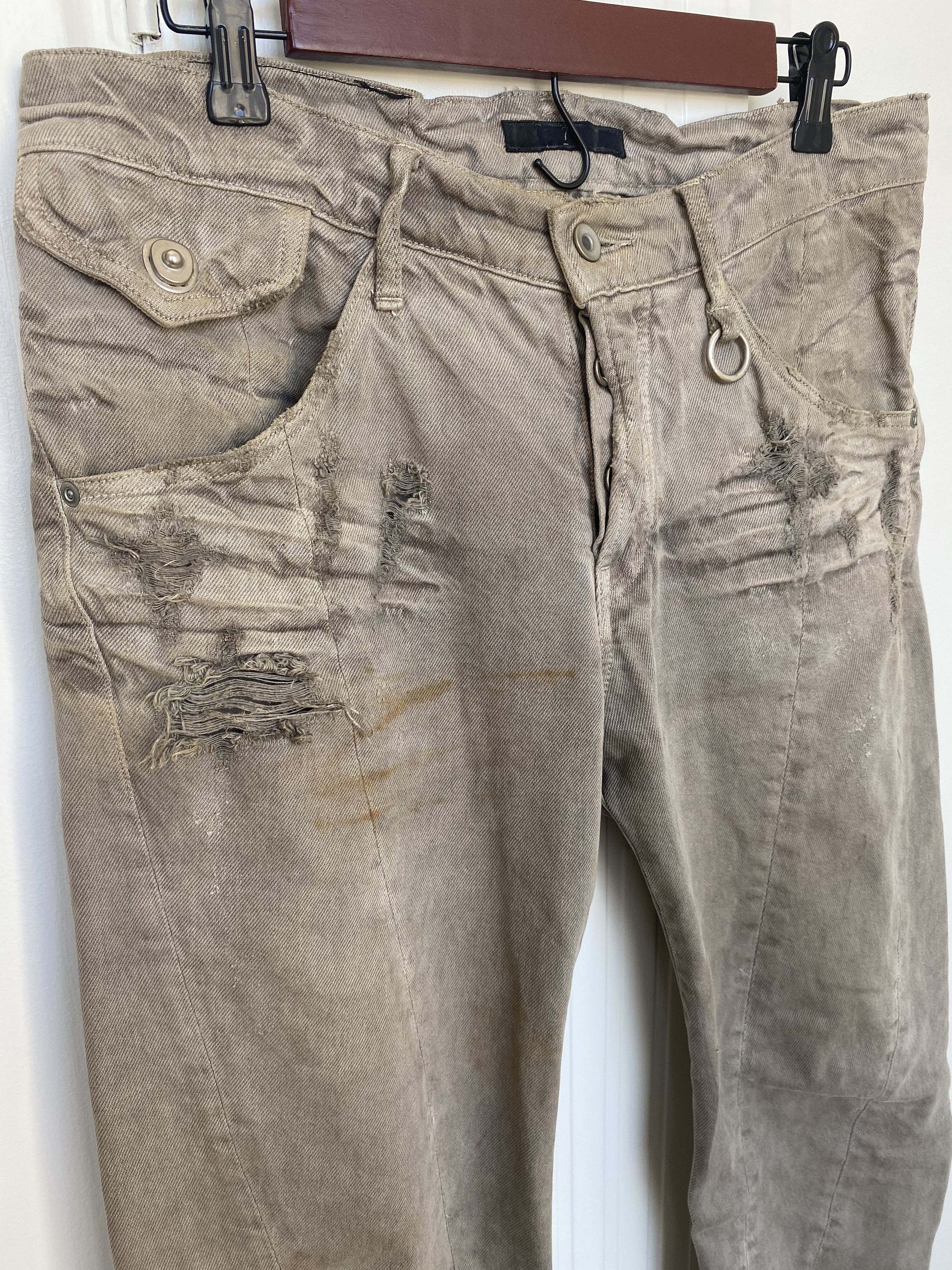 Julius　まとめ Julius Julius 7 AW 2010 Neurbanvolker Grey Distressed Jeans