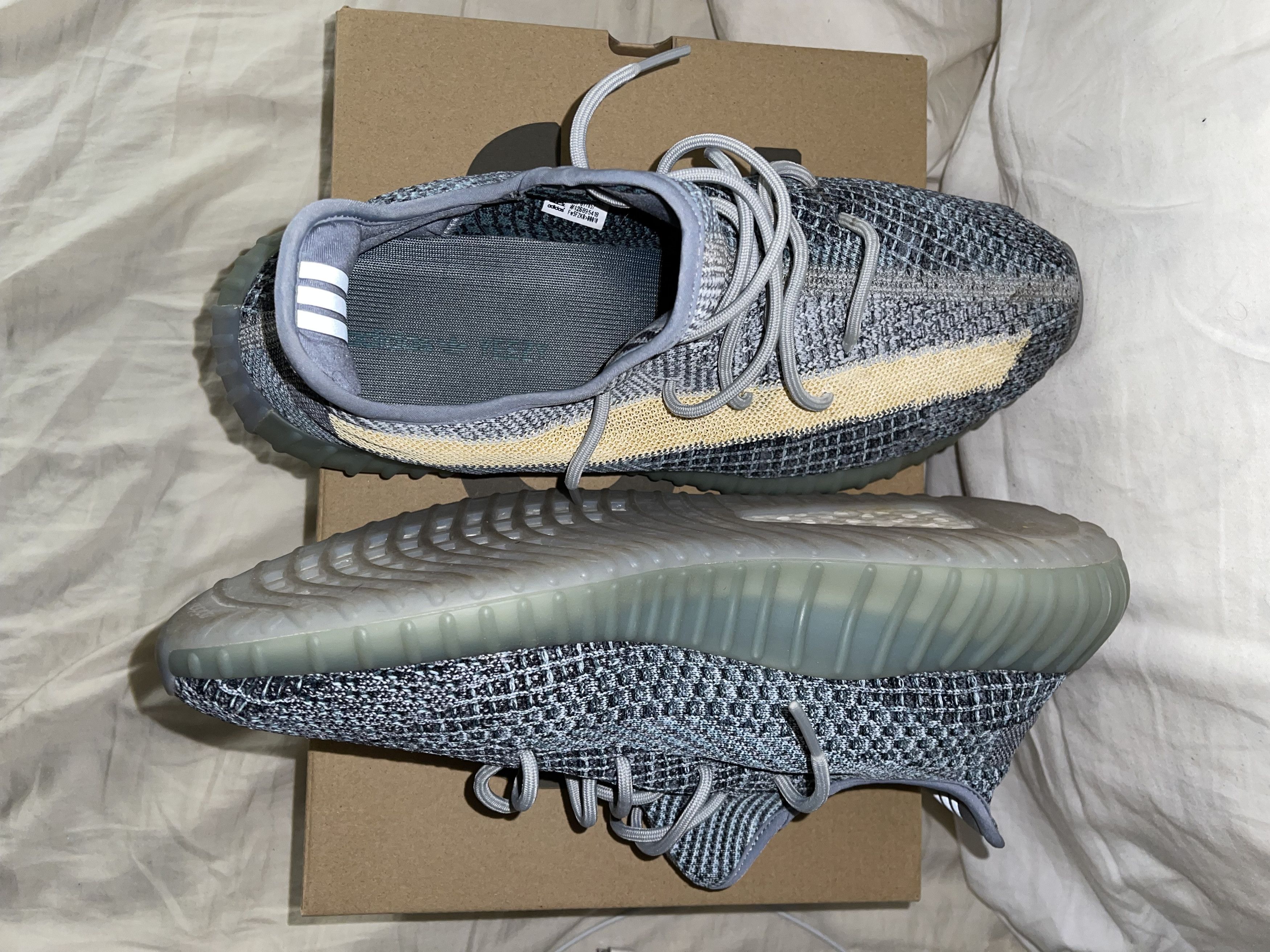 Yeezy 350 V2 - Ash Blue SIZE 15