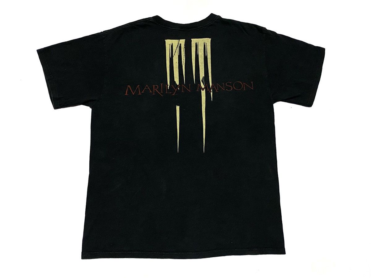 Band Tees × Marilyn Manson × Vintage Vintage Marilyn Manson Overprint Tee Size US L / EU 52-54 / 3 - 2 Thumbnail