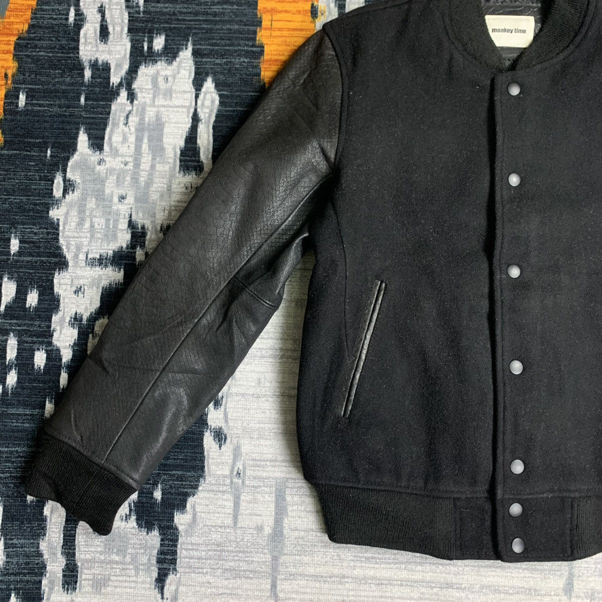 monkey time 🔥NK189🔥Monkey time plain varsity jackets rare sleeve Leather Size US S / EU 44-46 / 1 - 7 Thumbnail