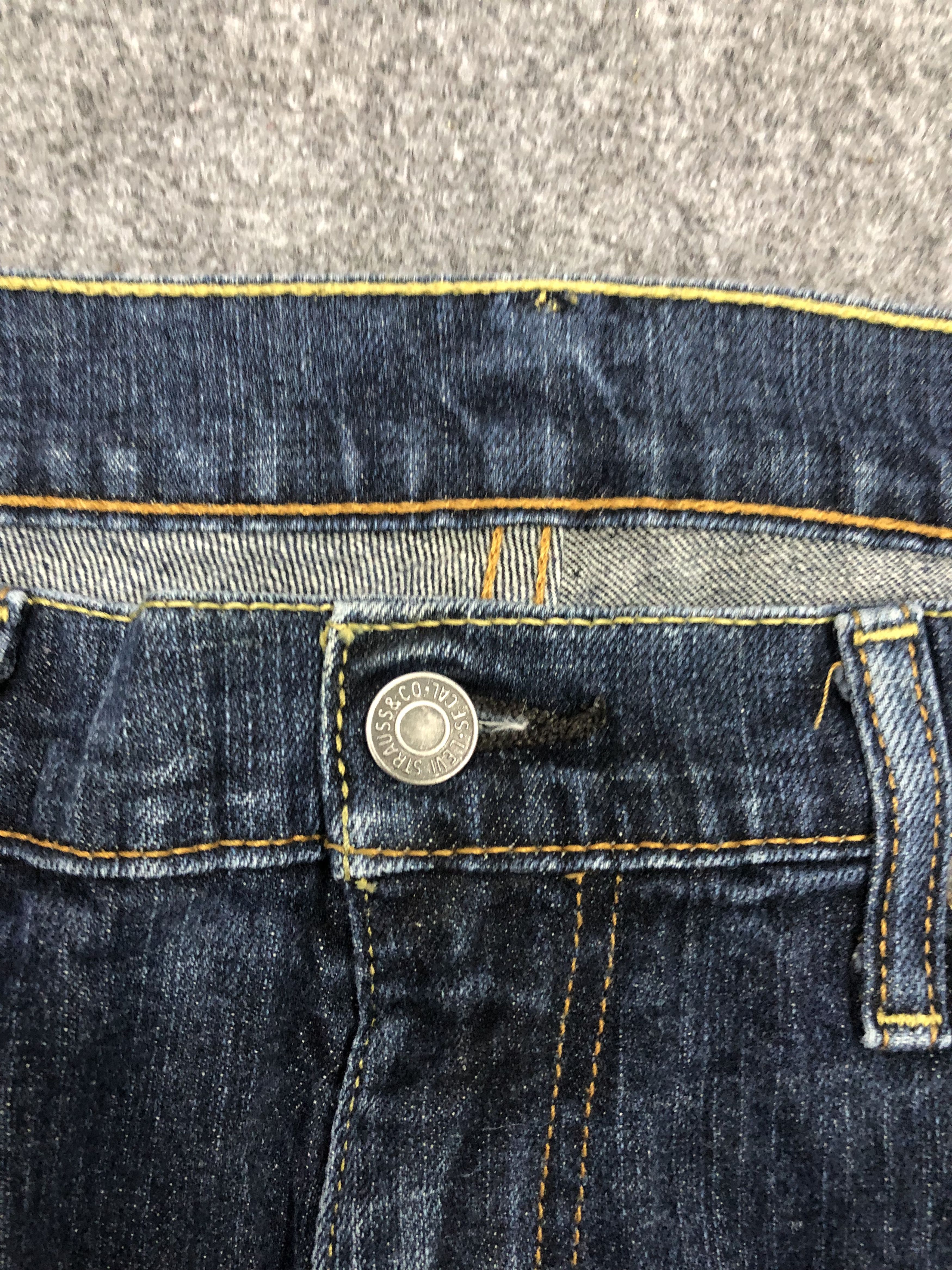 Levi's RARE Vintage Levis 541 Ripped Denim DP1131 Size US 35 - 10 Thumbnail