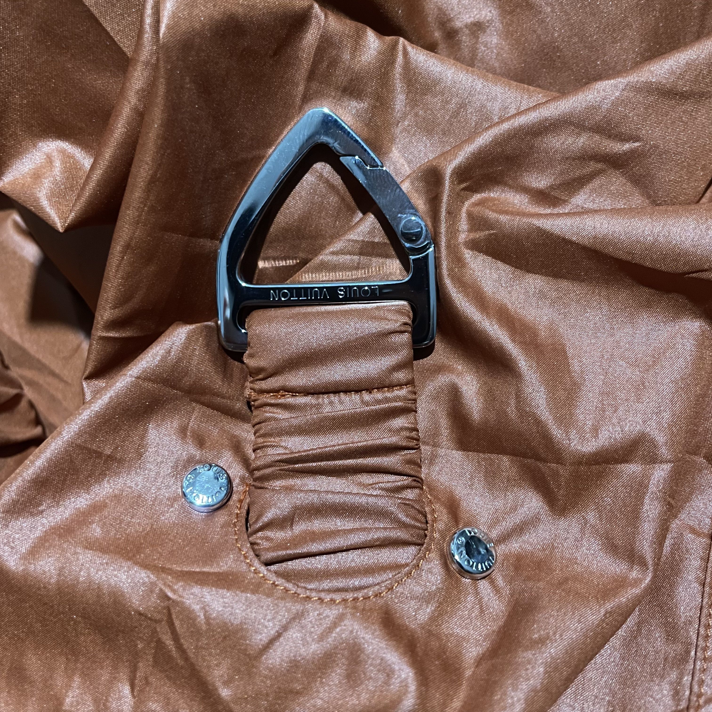 Louis Vuitton Louis Vuitton Parkas Jacket Transformable Waist Bag Size US L / EU 52-54 / 3 - 15 Thumbnail