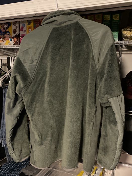 Sage green fleece jacket air outlet force