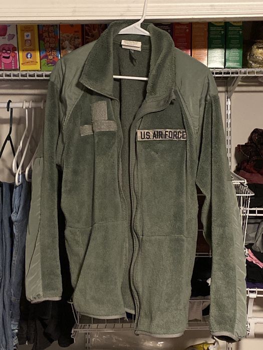 Sage green fleece sale jacket air force