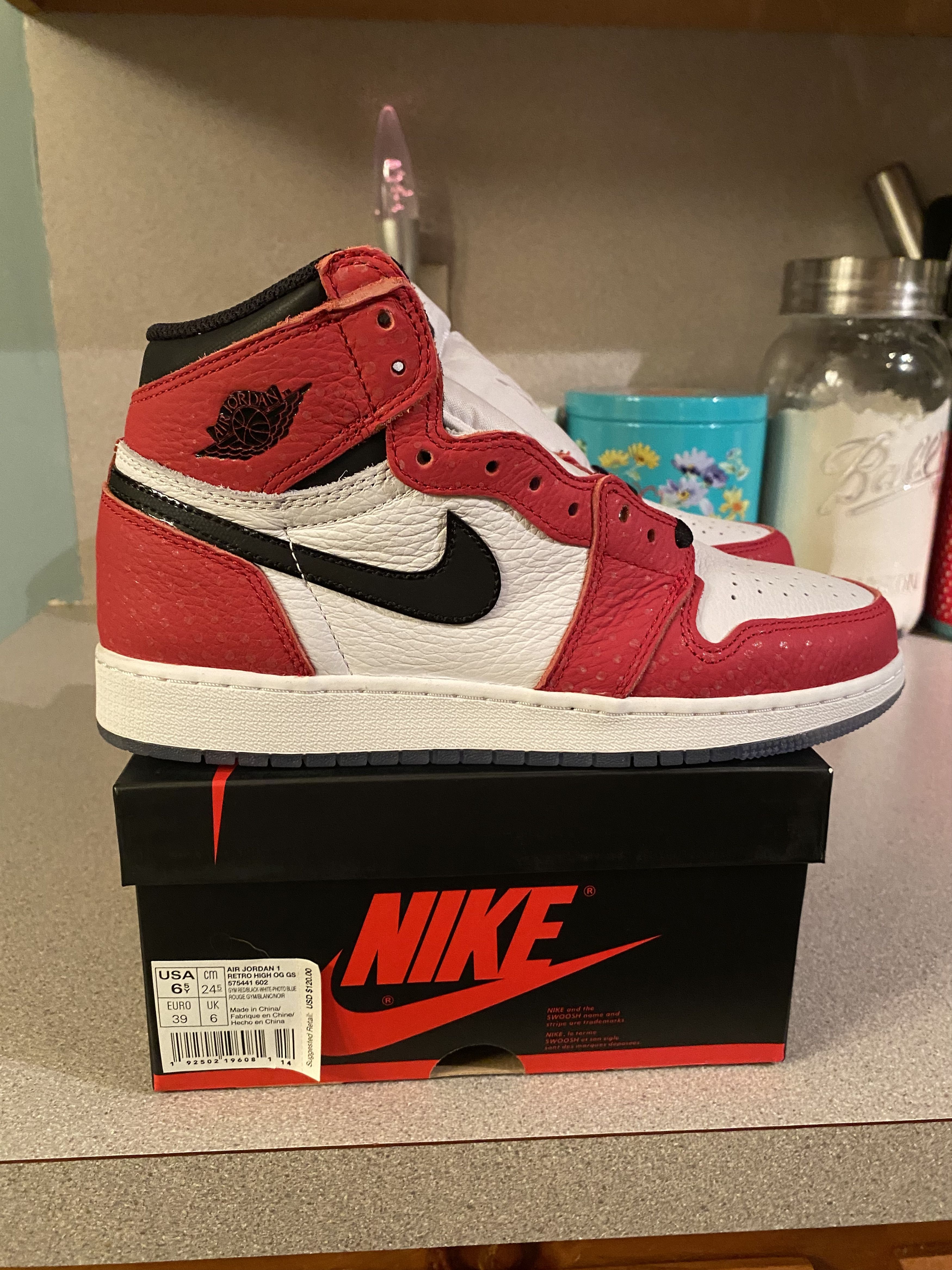 Jordan 1 retro high spiderman origin story on sale