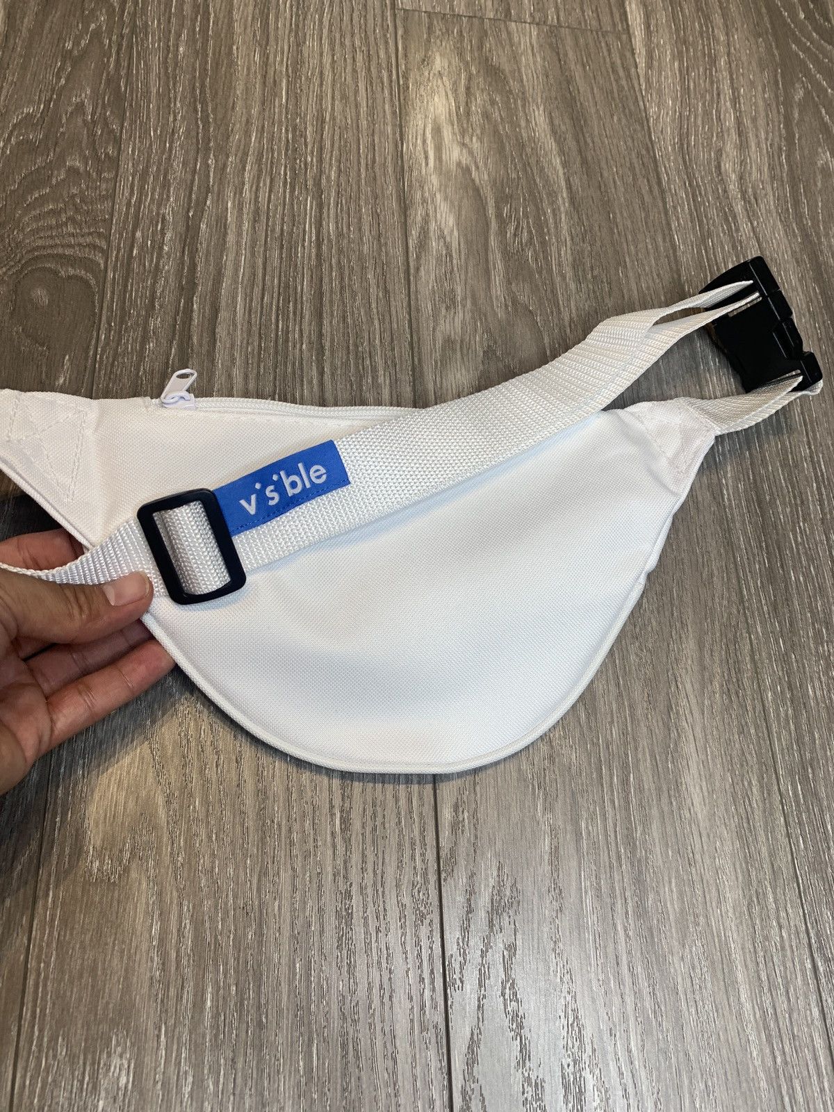 Other Cute Winking Face Fanny Pack White Unique One of a Kind Size ONE SIZE - 2 Thumbnail