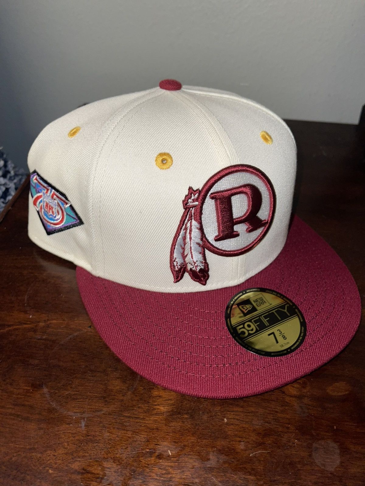 New Era 59Fifty 7 1/8 Washington Redskins Fitted store Cap & Plastic Gumball Machine