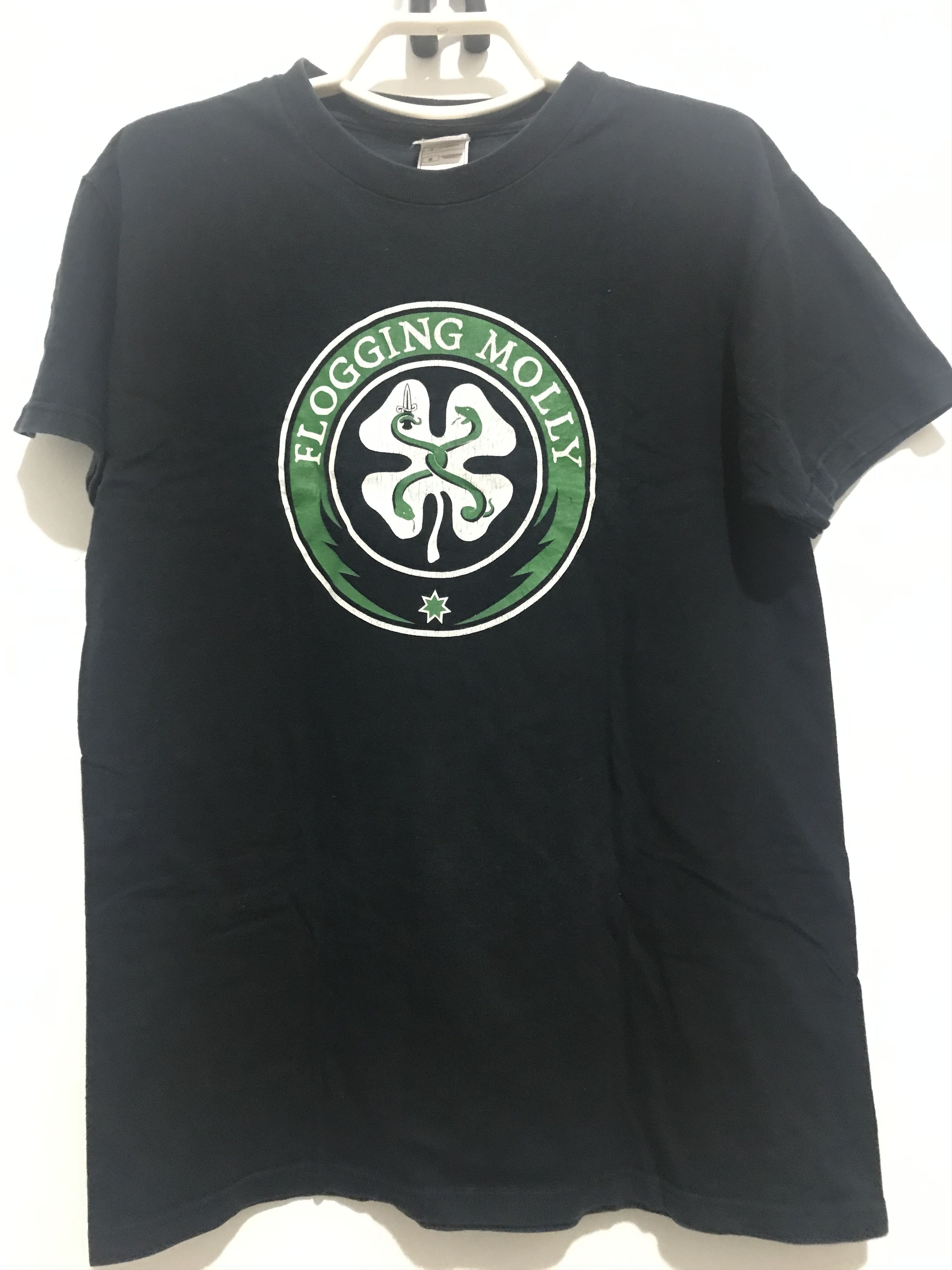 Band Tees Vintage Flogging Molly Rock Tour Concert T-Shirt Size US M / EU 48-50 / 2 - 1 Thumbnail