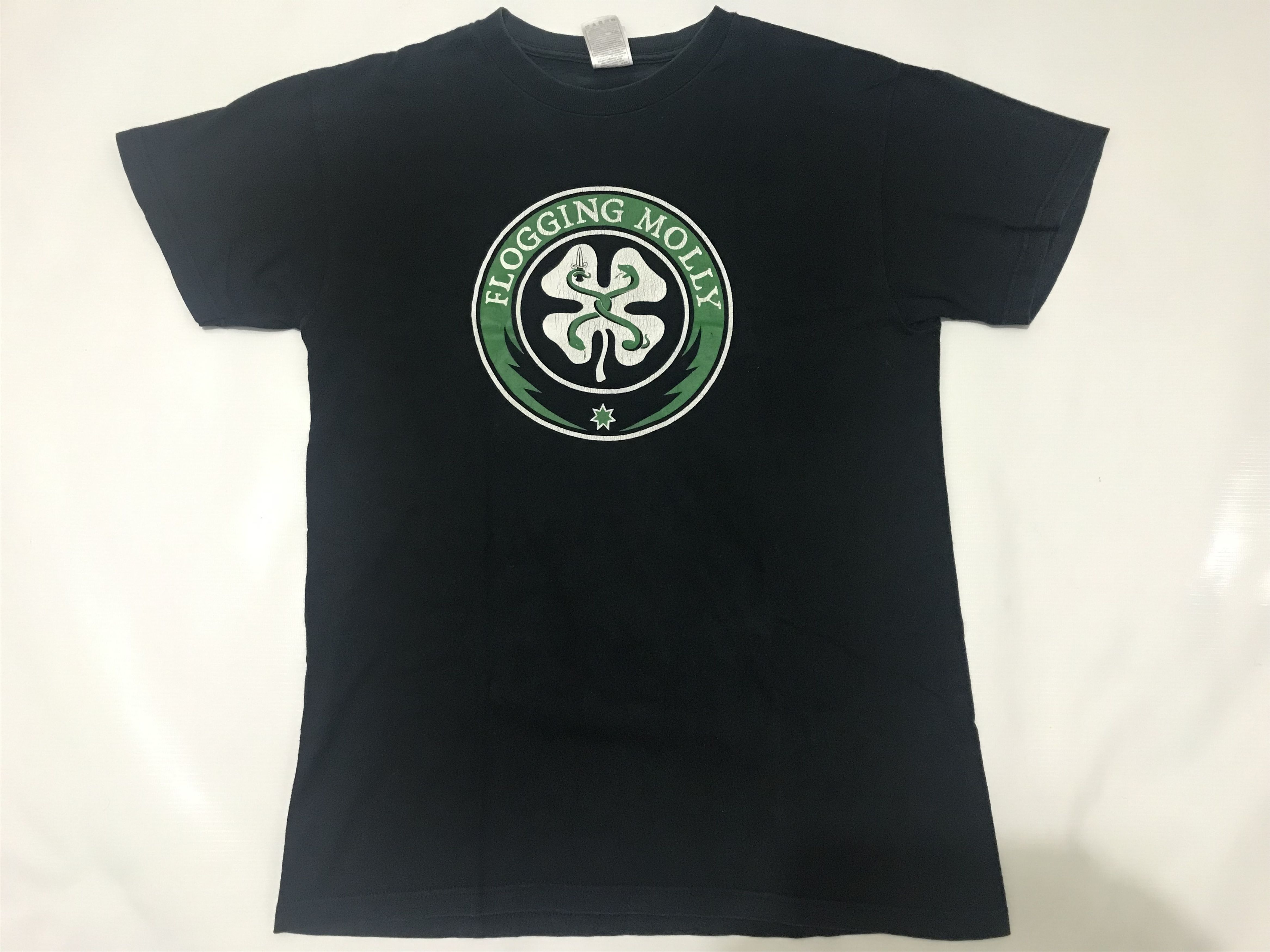 Band Tees Vintage Flogging Molly Rock Tour Concert T-Shirt Size US M / EU 48-50 / 2 - 3 Thumbnail