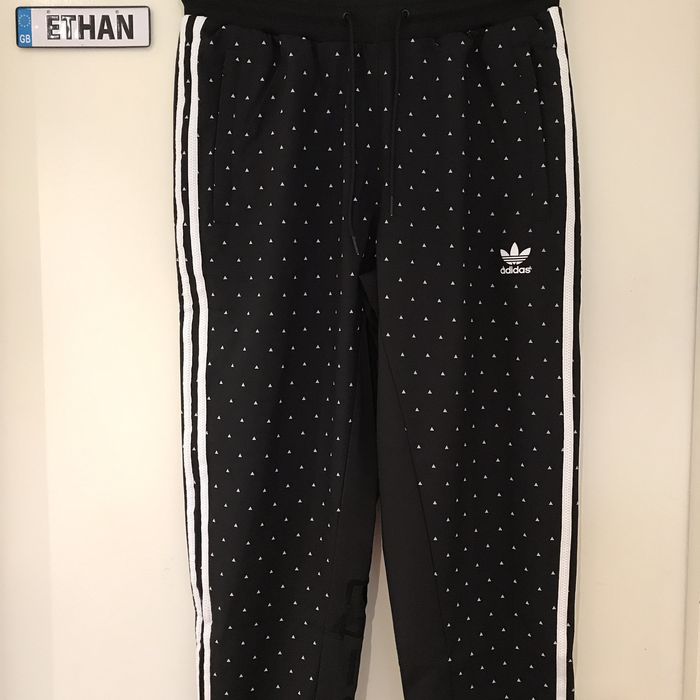 Adidas pharrell discount williams carrot pants