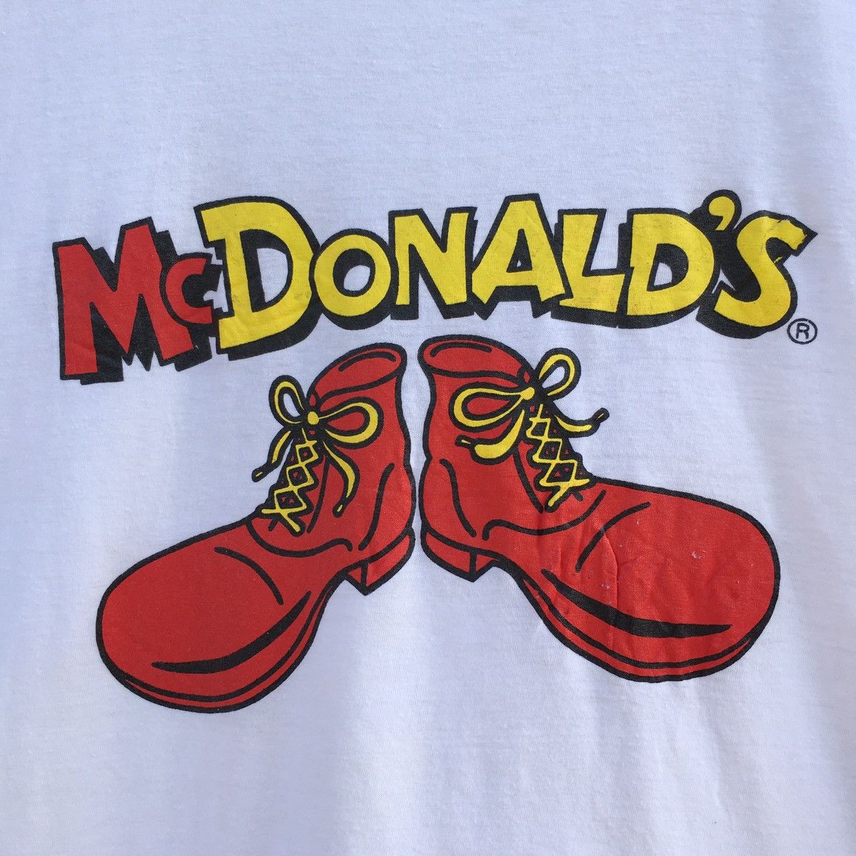 Vintage Vintage MCDONALDS SHOES DESIGN T-shirt Size US L / EU 52-54 / 3 - 5 Thumbnail
