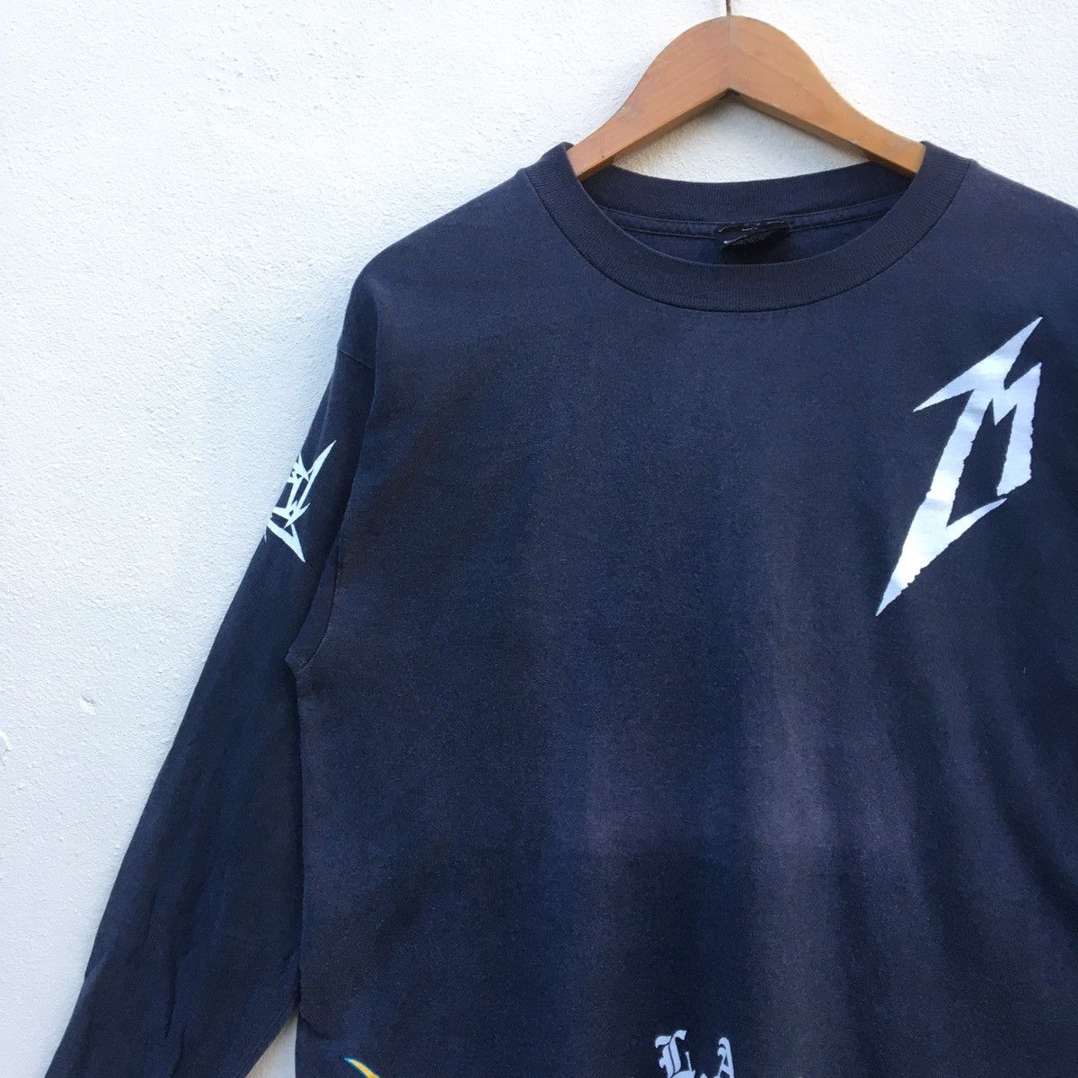 Band Tees × Metallica × Vintage Vintage METALLICA 15TH YEARS ANNIVERSARY LONGSLEEVE T-shirt Size US L / EU 52-54 / 3 - 7 Thumbnail