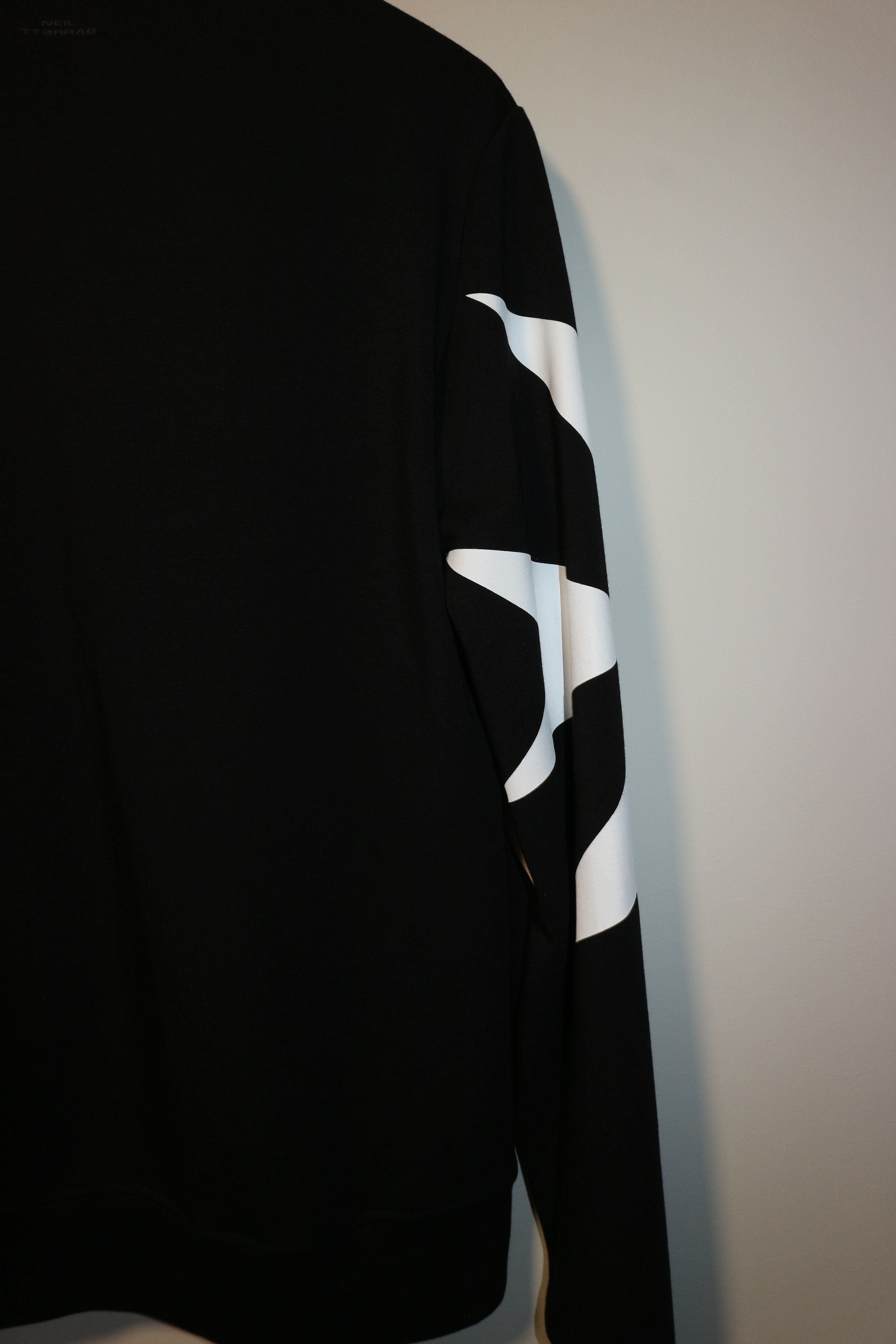 Neil Barrett military star print neoprene sweatshirt Size US XS / EU 42 / 0 - 7 Thumbnail